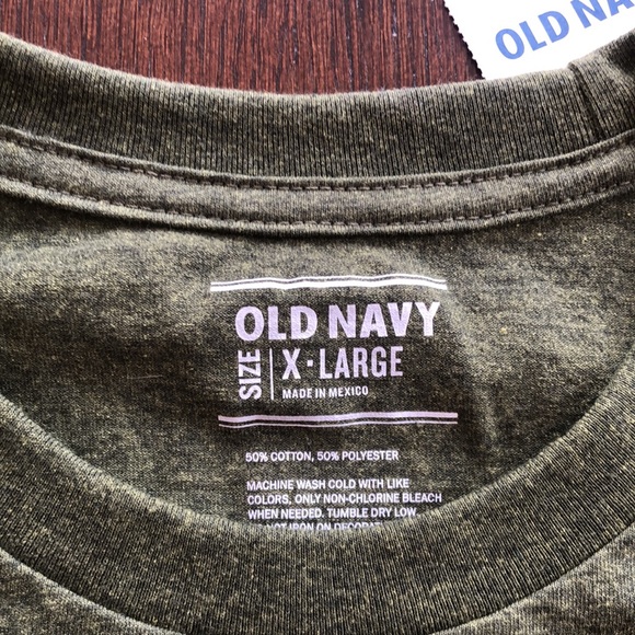 Wild Cards of Las Vegas Poker Club T-shirt - Picture 3 of 3